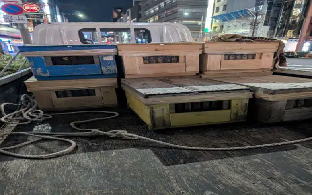 銀座ミツバチプロジェクト：ミツバチたちの引っ越しレポート